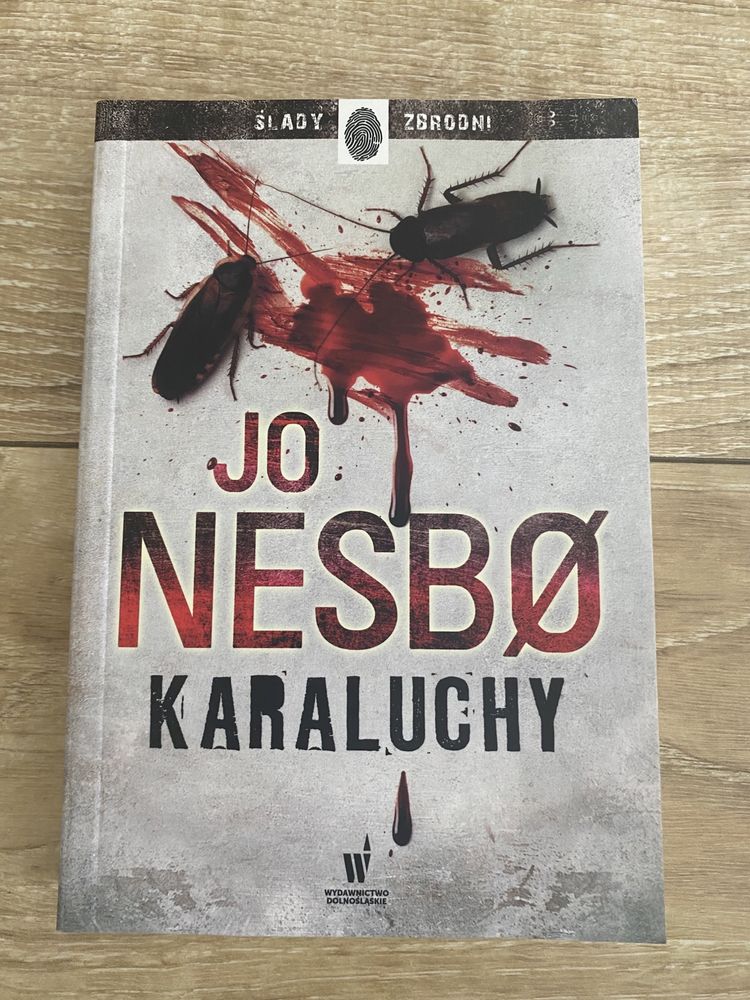 Książka „Karaluchy” Jo Nesbo, kryminał