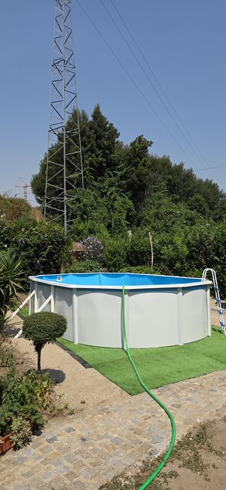 Montagem Piscinas enterradas