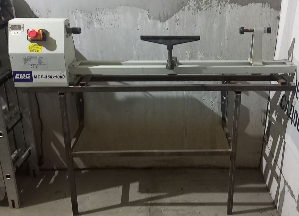 Токарний верстак по дереву