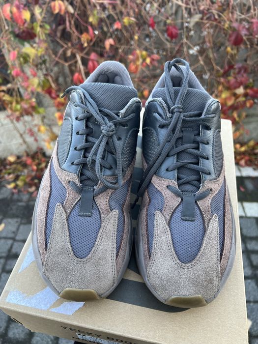 Adidas Yeezy Boost 700 V1 Mauve sneakersy niskie brązowe kanye 45 1/3