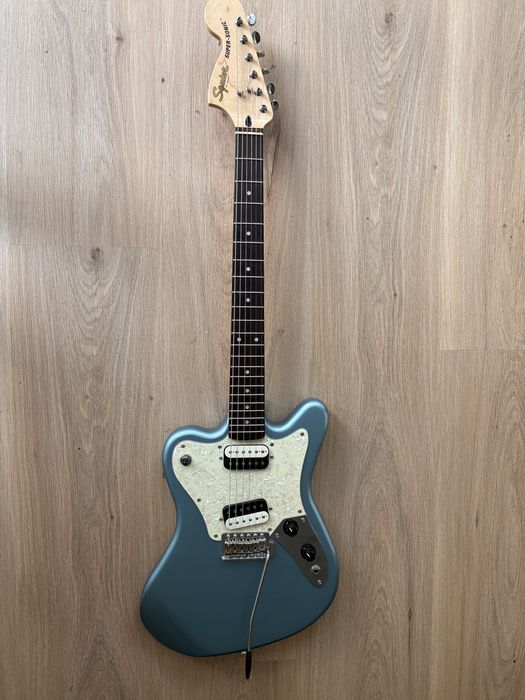 Squier Super-Sonic Blue Metallic