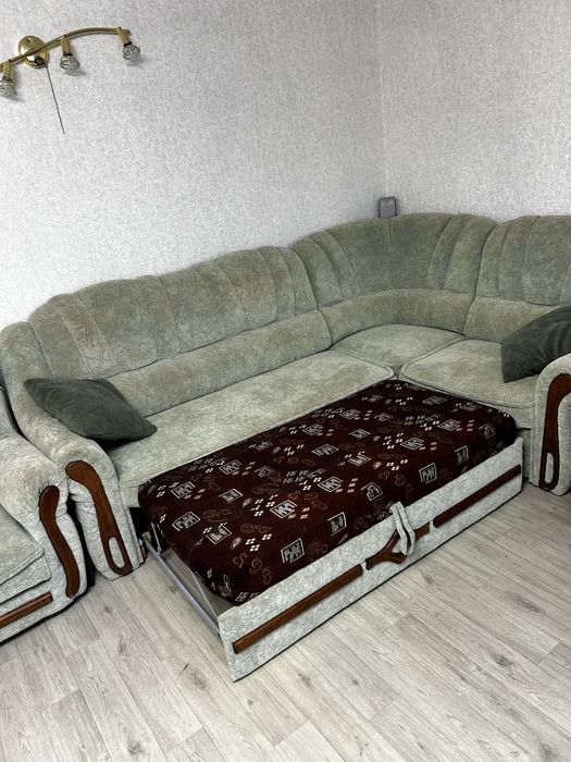 Диван кутовий з кріслом