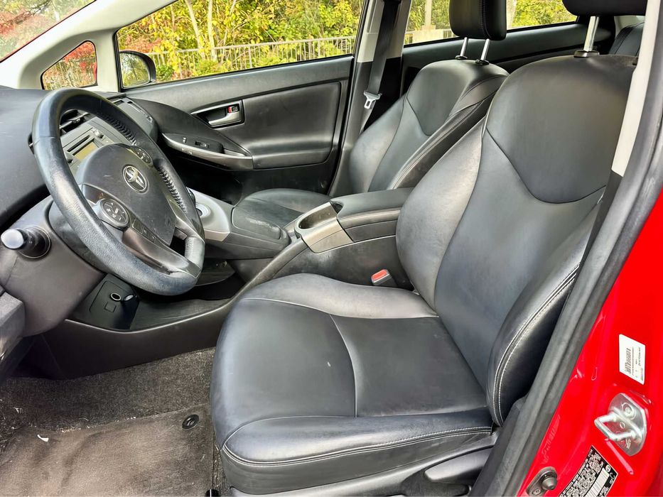 Toyota Prius      2015