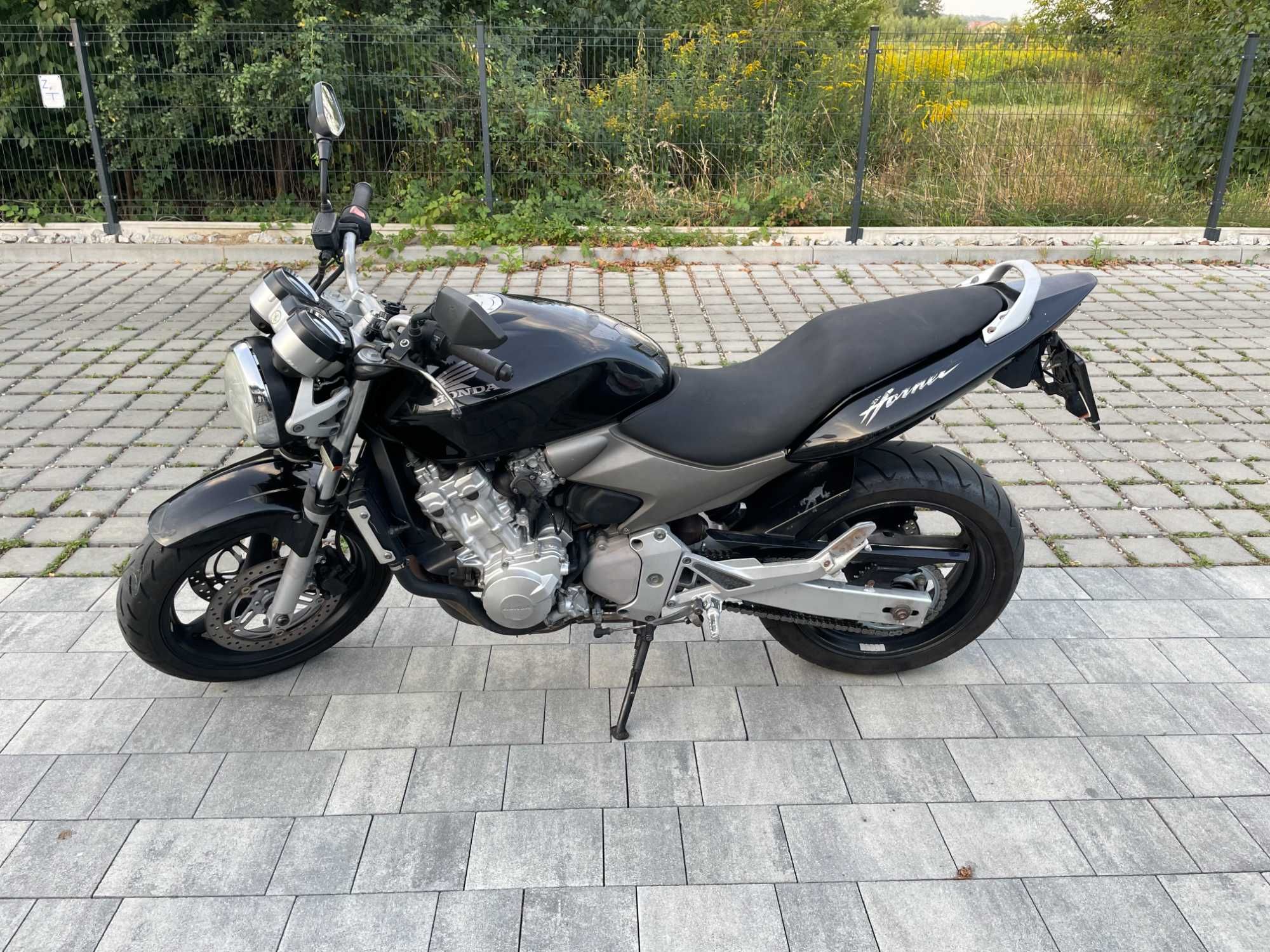 Śliczna i Niezawodna - HONDA HORNET PC36