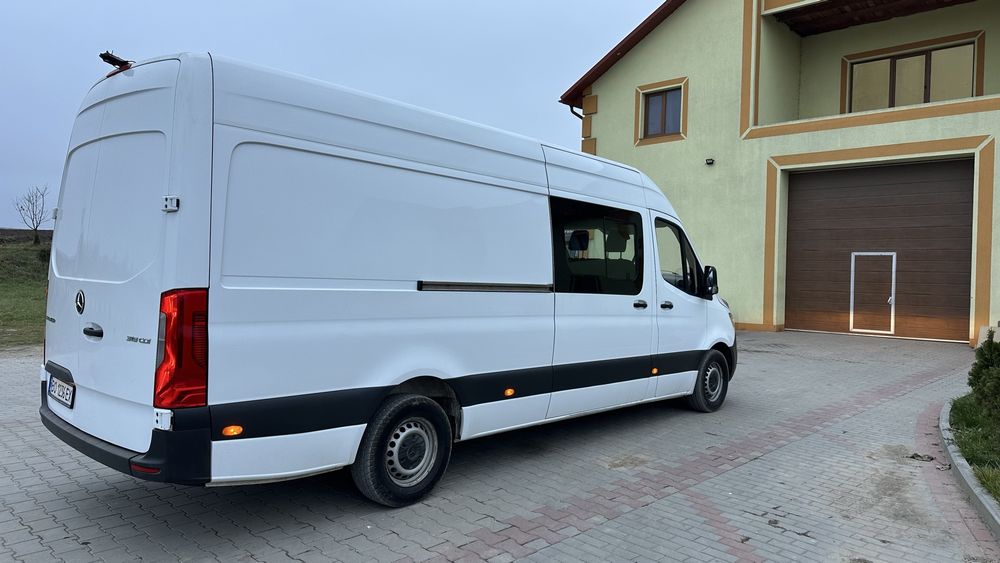 Продам sprinter 319