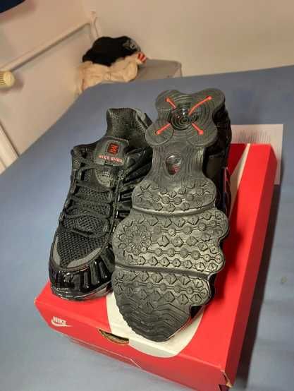 Buty damskie Trampk Nike_Shox_TL_Black R.45