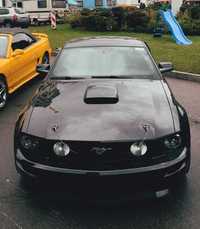 Ford Mustang 2005 - 2009 Капот оригинальный с воздухозаборником