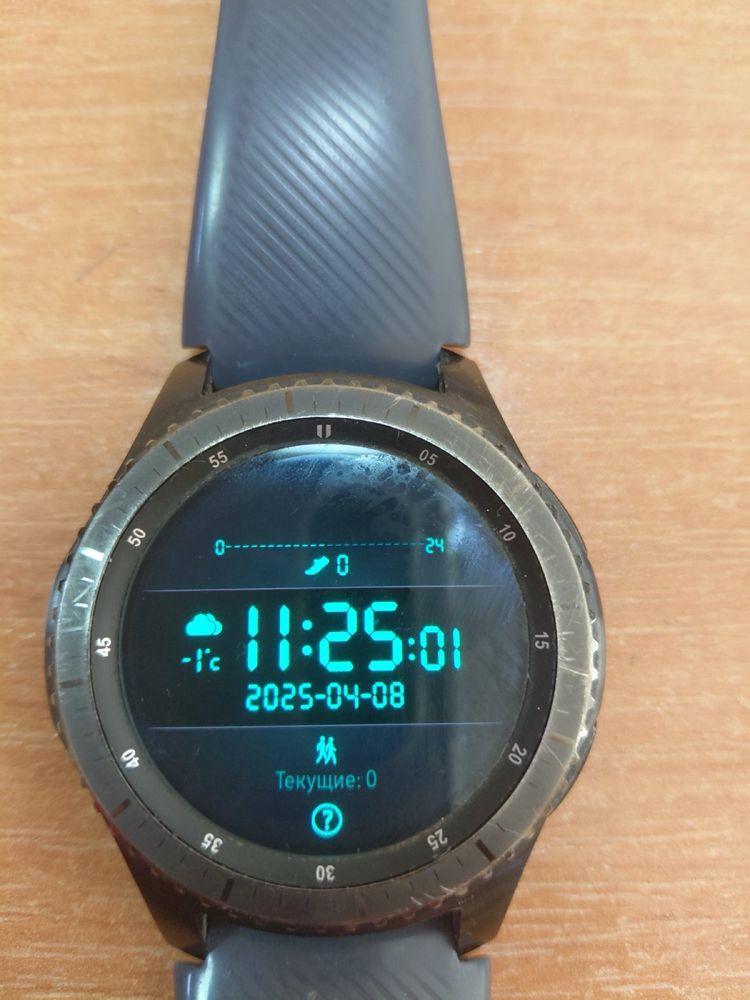 Продам годинник Samsung Gear 3