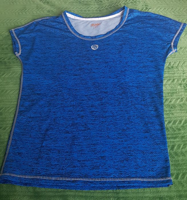 T-shirt sportowy Nessi