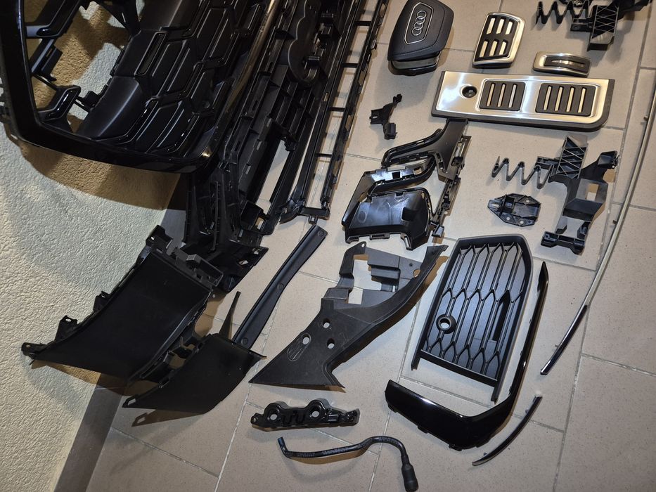 Запчастини Audi ауді A6 C8 бампер фонарі кронштейн решітка захист