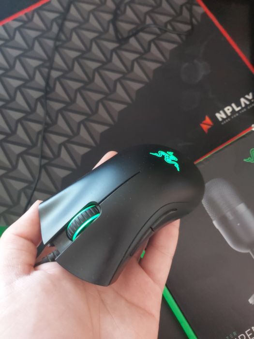 Combo Razer, Ornata V2, DeathAdder, Seiren Mini