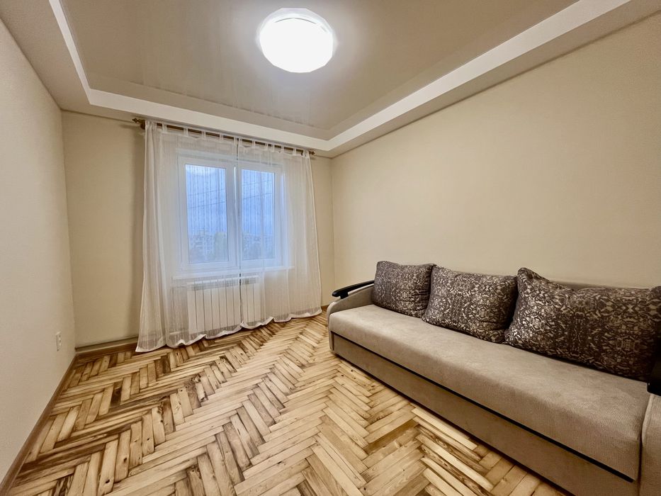 2к в центрі Хортицького району .