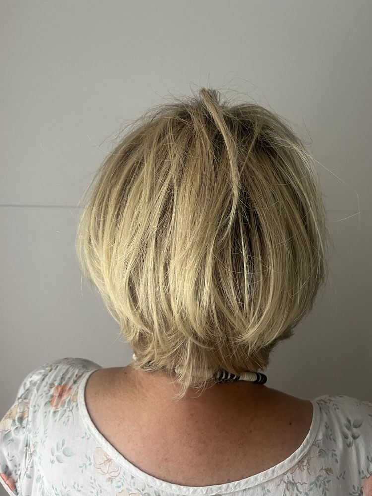 Peruka bob, Mayer Hair