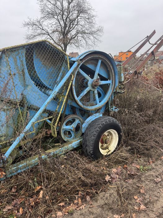 Prasa kostkująca Fortschritt k-442