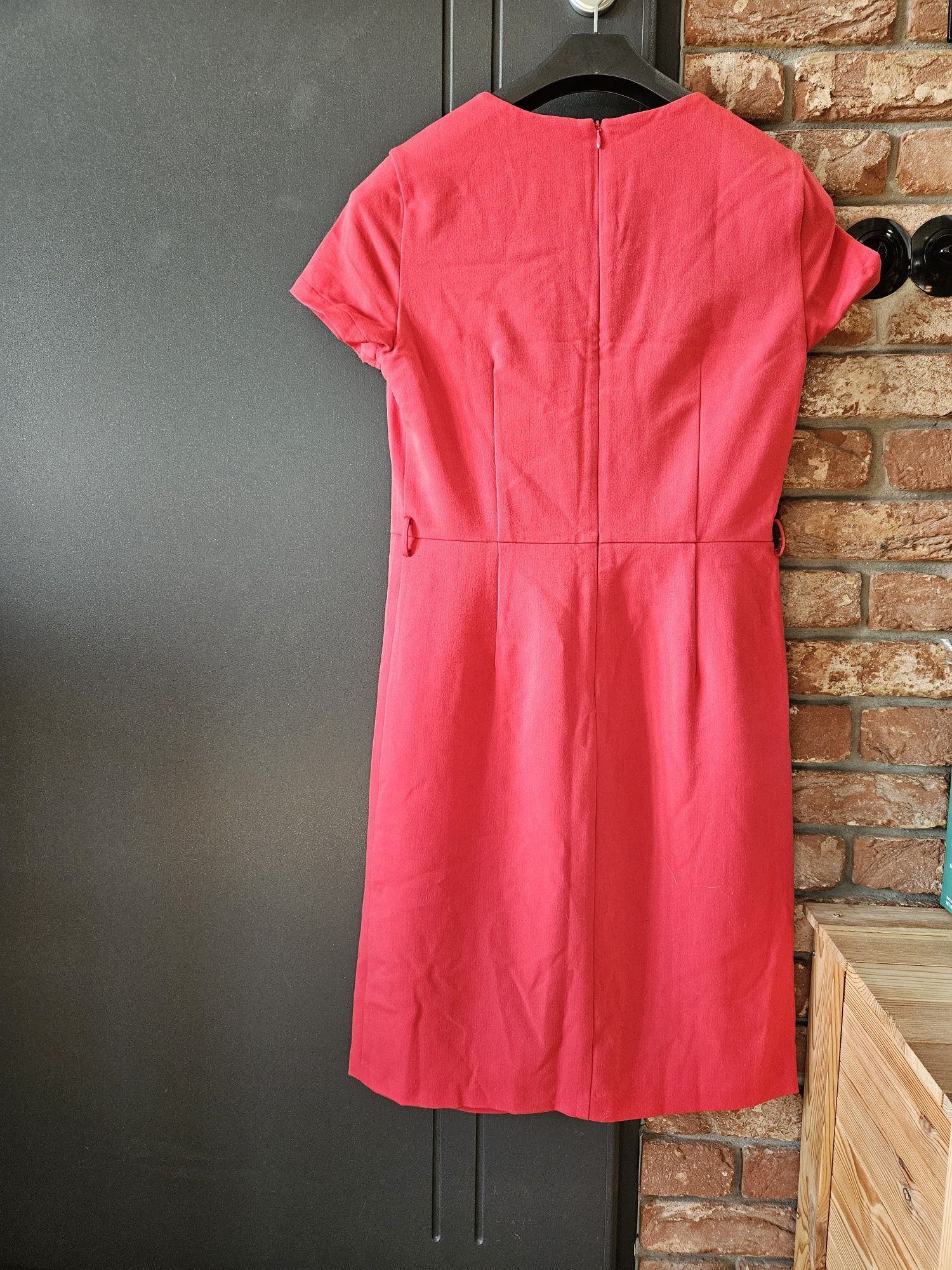 Sukienka czerwona rozmiar 42