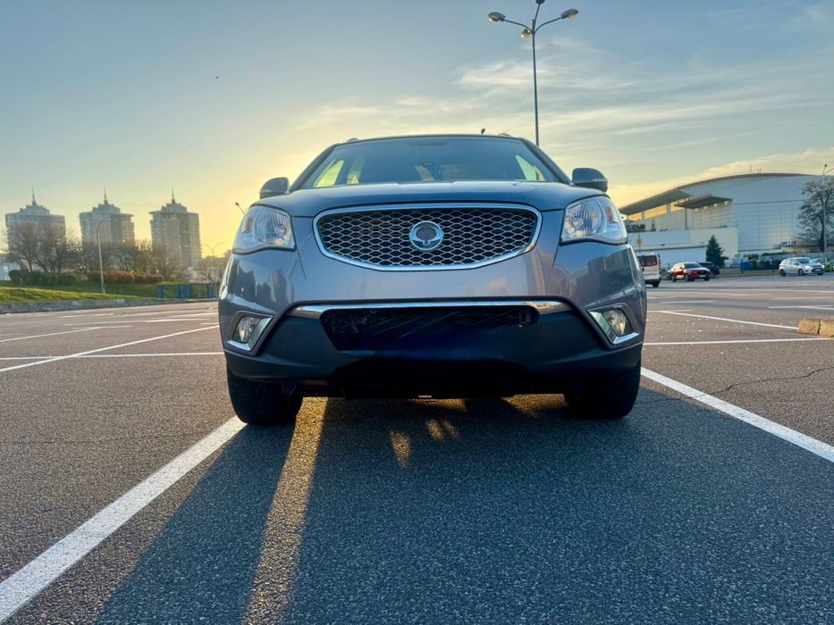 Продам авто SsangYong Korando 2012