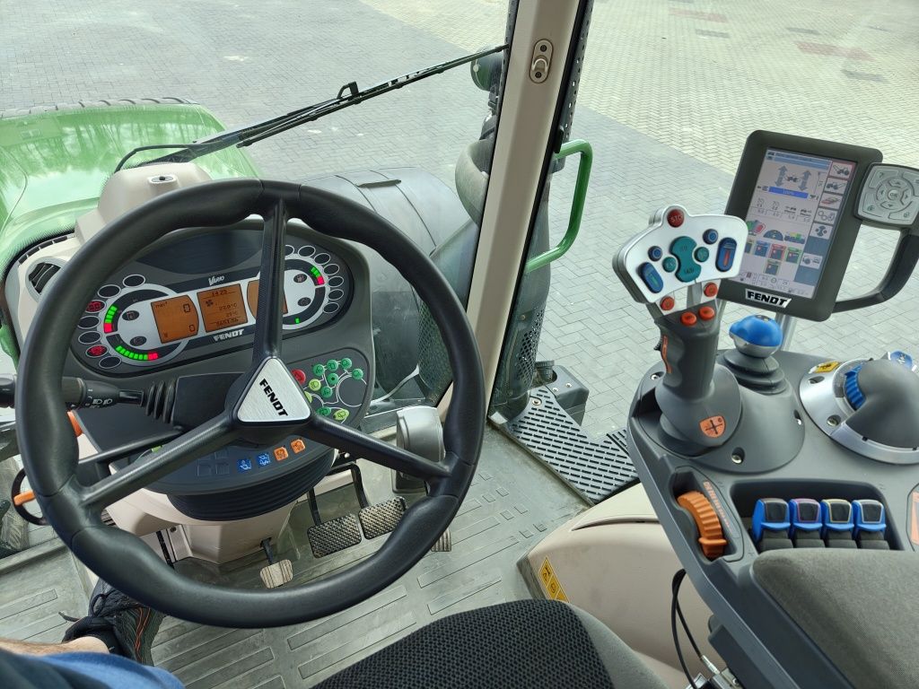 Fendt 720 Vario TMS PROFI  mały przebieg udokumentowany