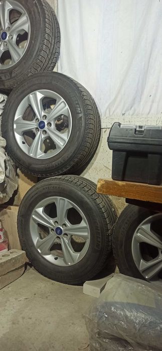 Колеса Ford диски CJ5C-1007-B2B шини Michelin Latitude X-Iсe 235/65R17