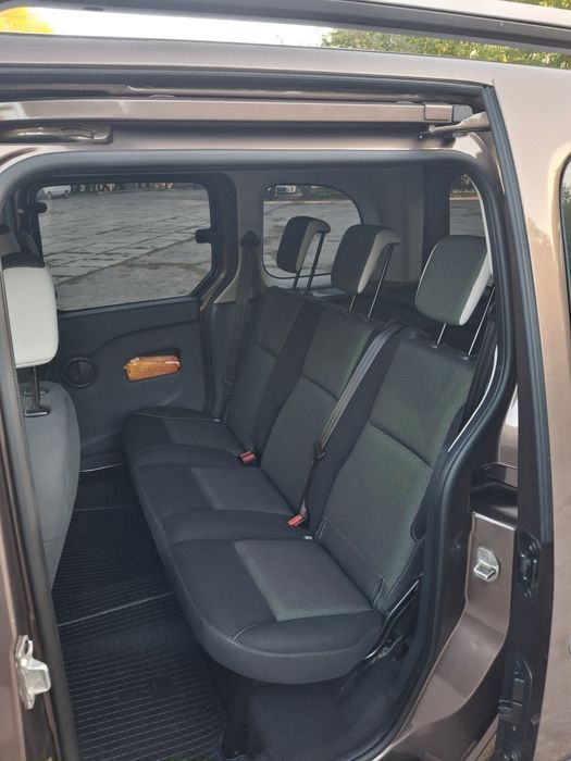 Рено  Кенго 2  Пасажир