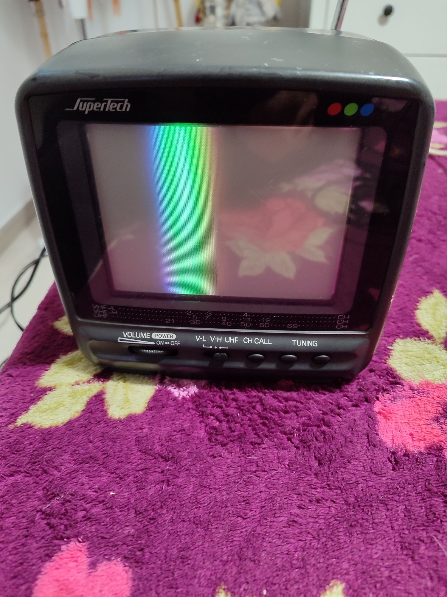 Televisão portátil 12v
