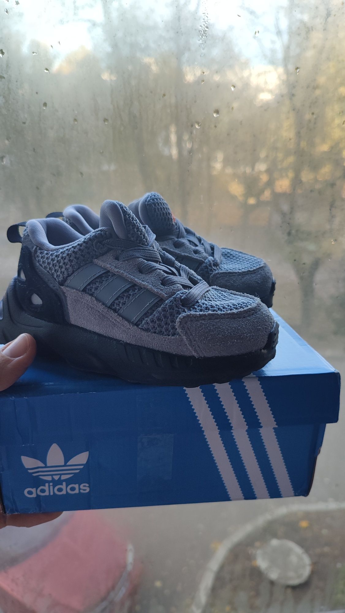 Кросівки дитячі 21р Adidas