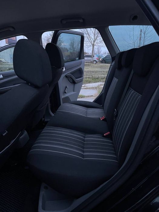 Продам Форд Фокус 2010г