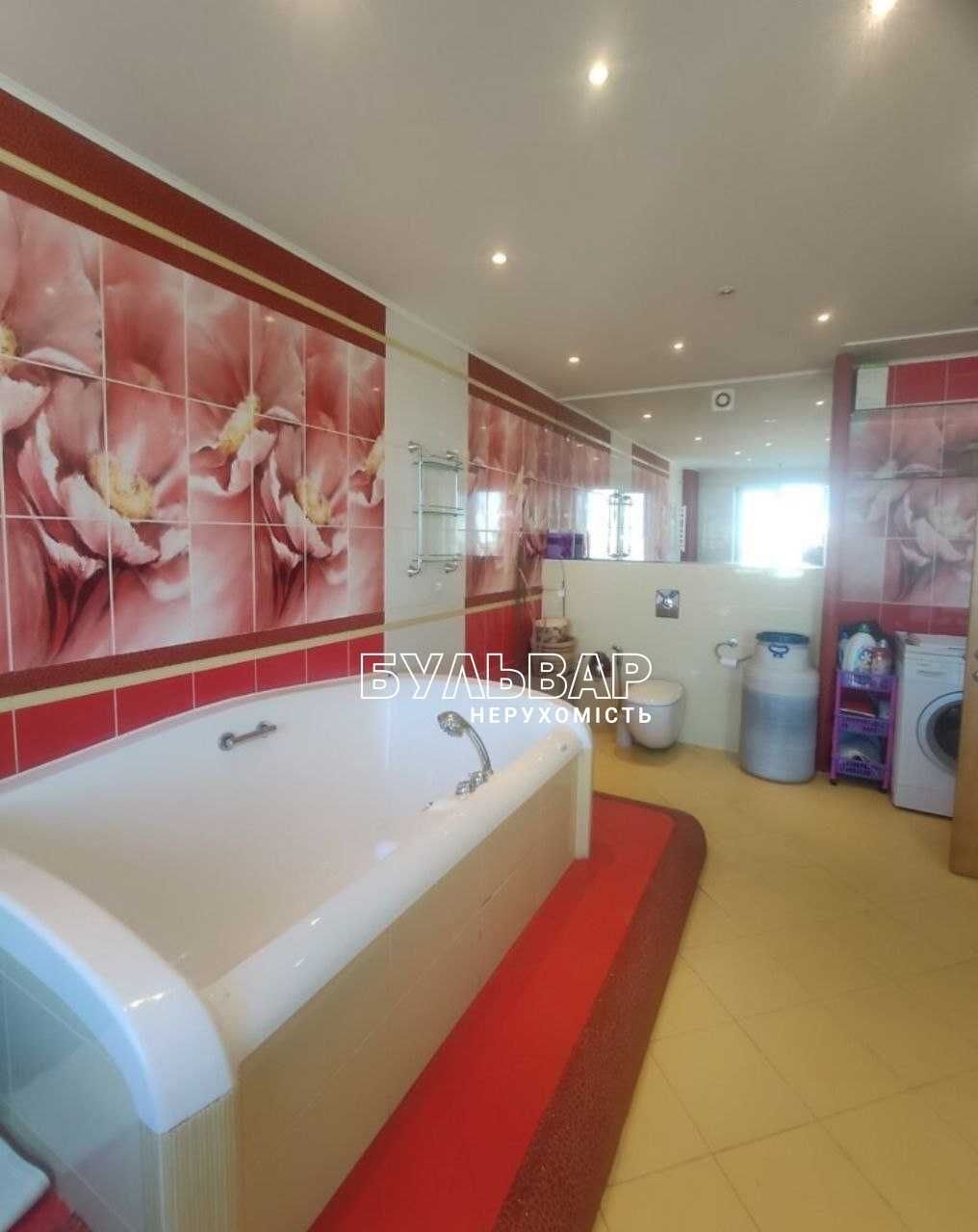 Продам 3 к.кв - 202 м2, Новострой, Гагарина 43/1, Левада, Державинская