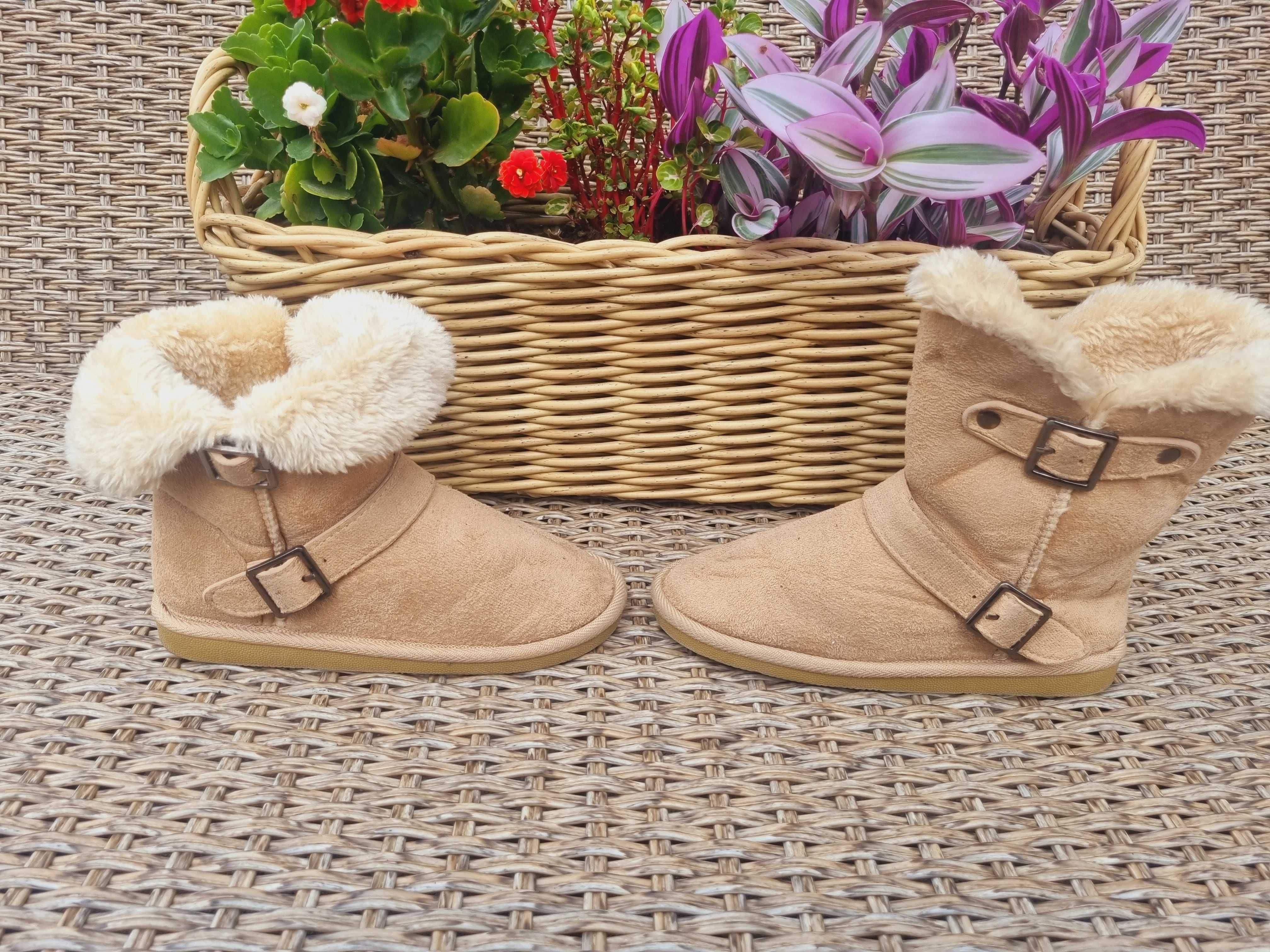Buty EMU beżowe R 32 botki śniegowce eskimoski mukluki mamufy