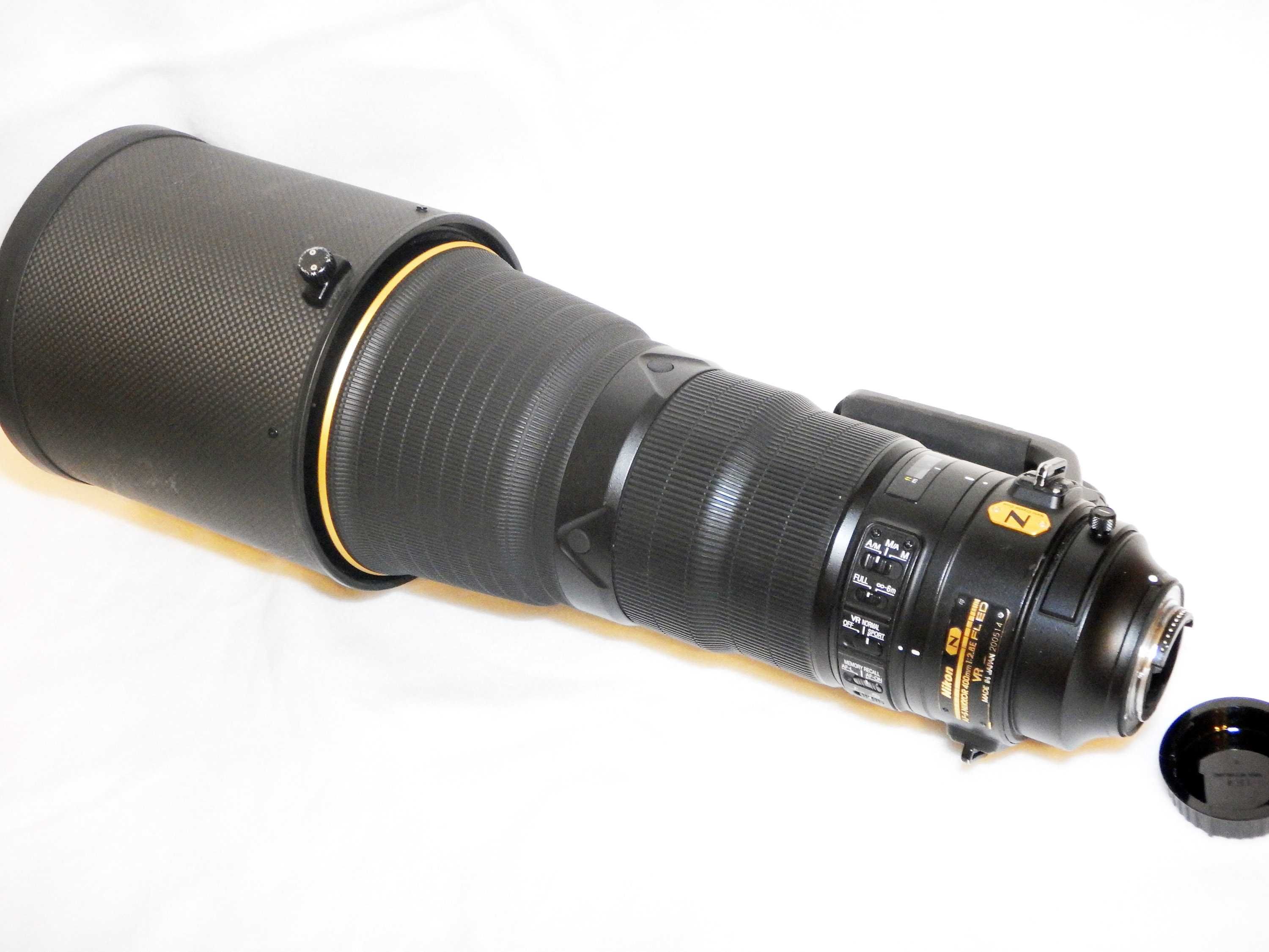 Nikon AF-S Nikkor 400mm f/2,8E FL VR + skrzynia Nikon CT-405