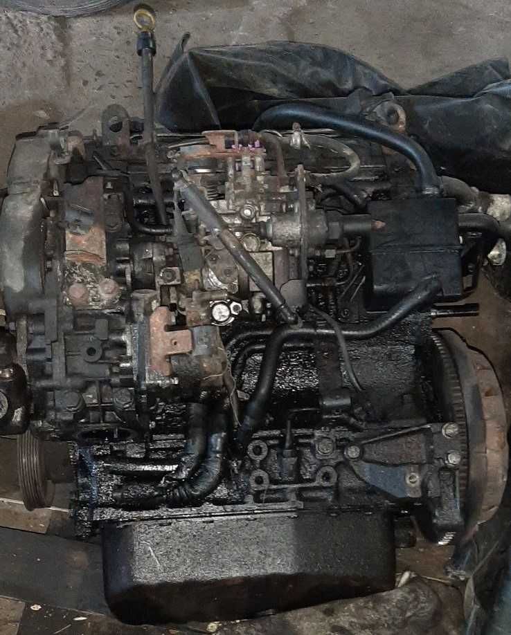 Двигун Мотор  Renault Master Рено Мастер 2,5D 98-2001