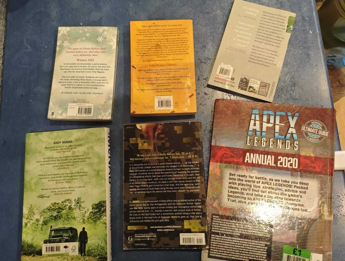 Книги анліскою різні