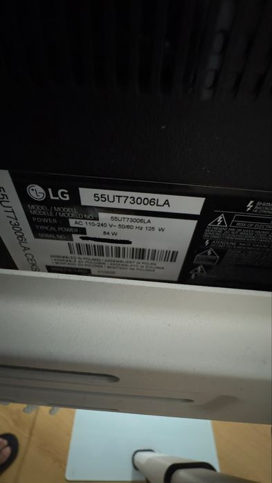Tv LG 55 Polegadas + Suporte em Pé