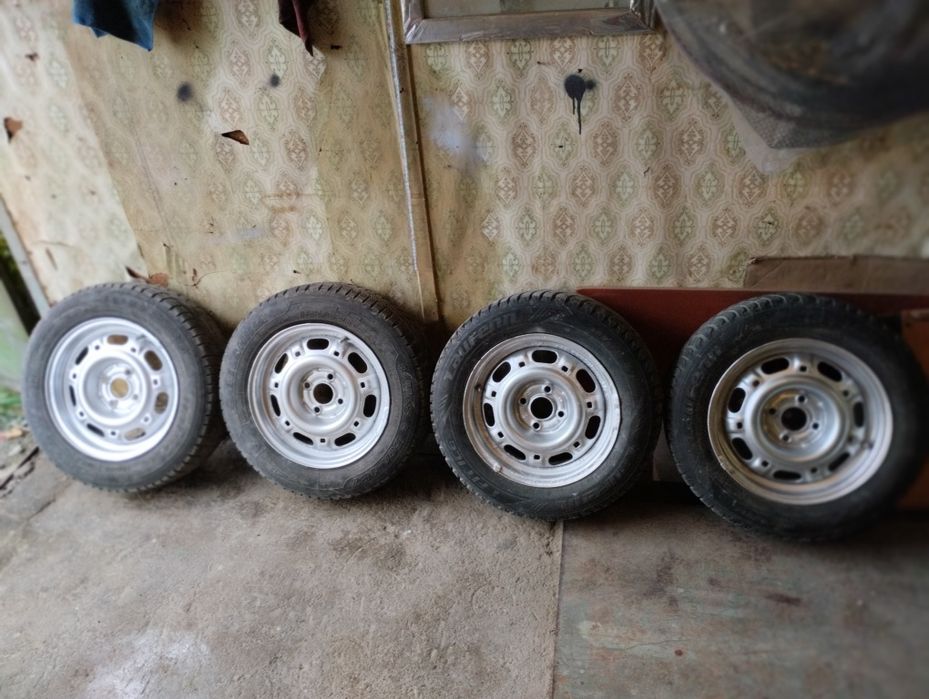 Продам зимову резину