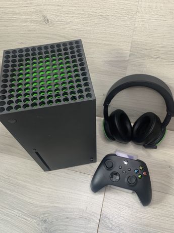 Xbox series X (X Box) + Wireless Headset microsoft
