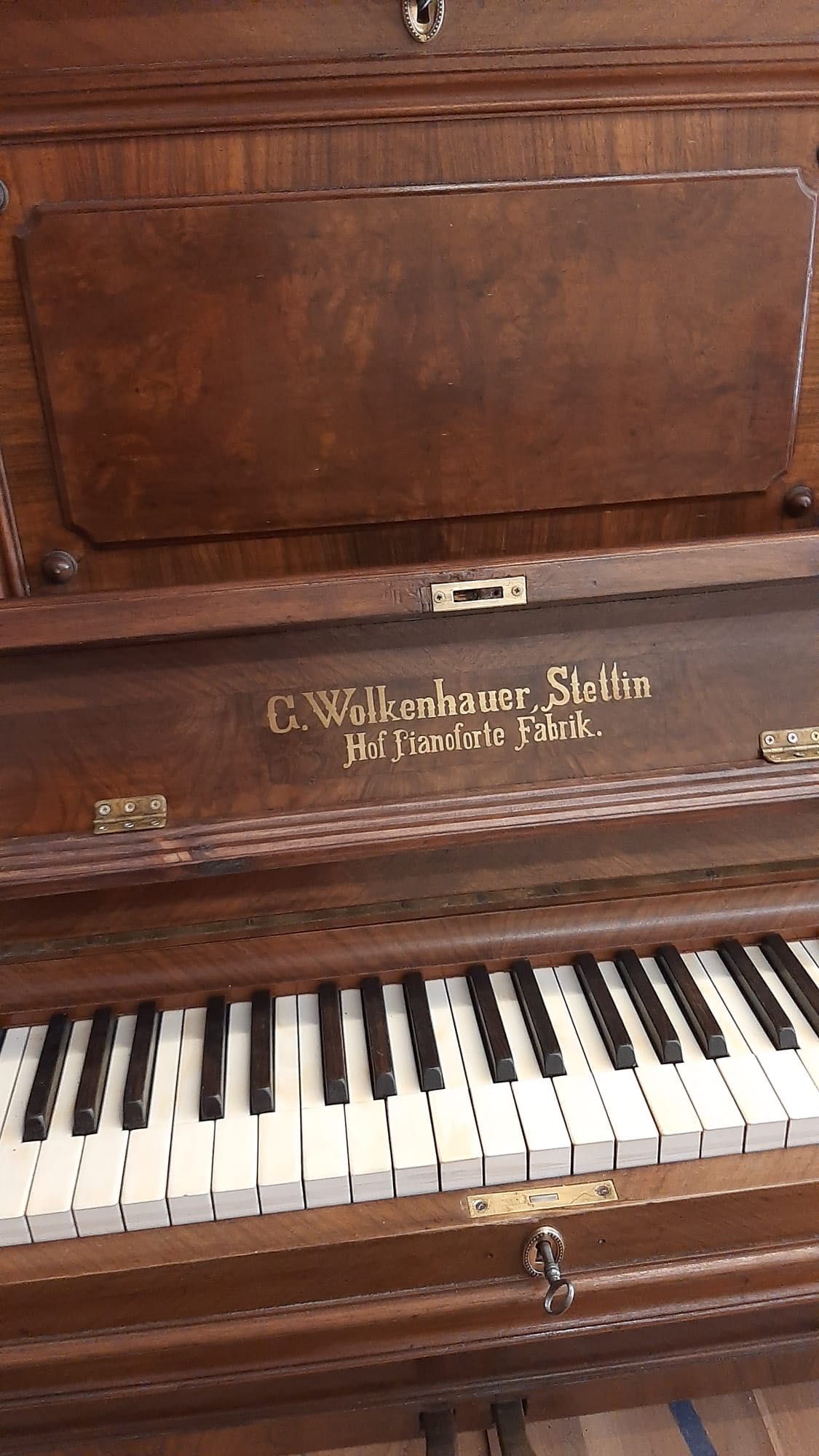 Pianino G. Wolkenhauer Stettin