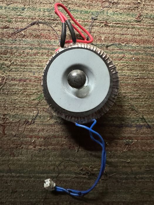 Vendo este lote de transformadores a funcionar