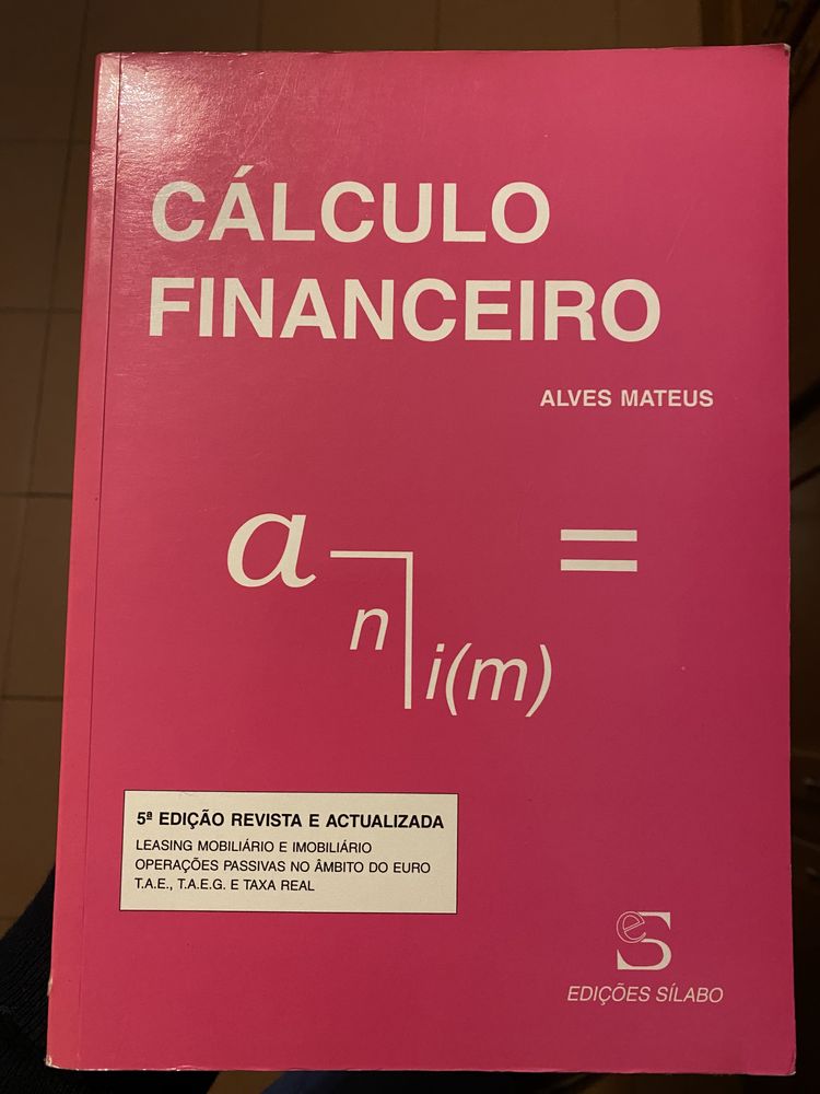 Livros de economia e gestão