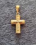 Cruz em Ouro 19.2 Quilates