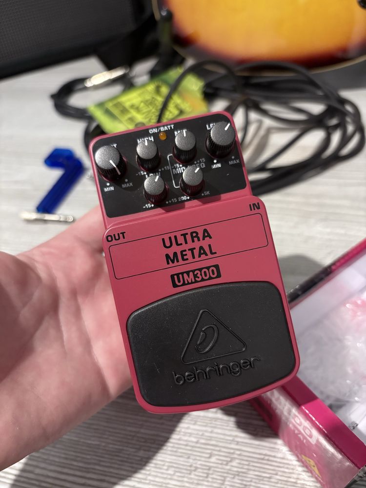 Gitara elektryczna + wzmacniacz Cort MX15 + pełen zestaw dodatków!