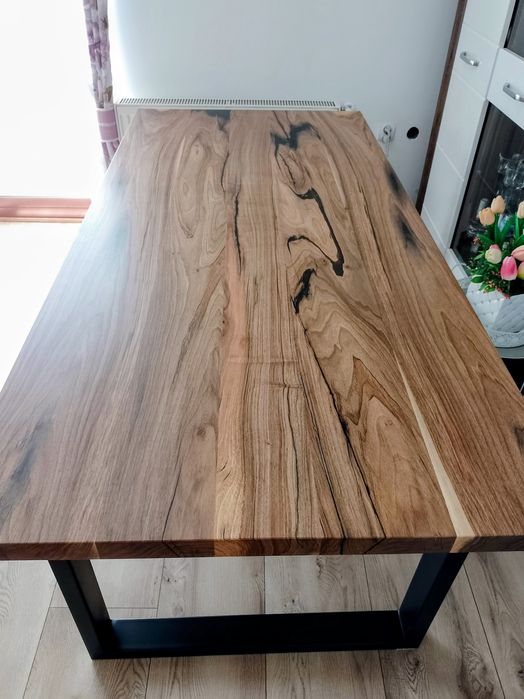 Stół  drewniany orzech włoski loft do salonu