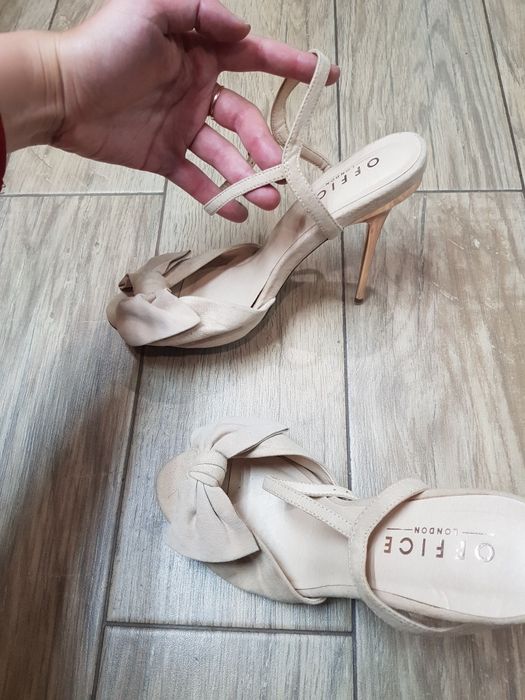 Босоножки, туфли