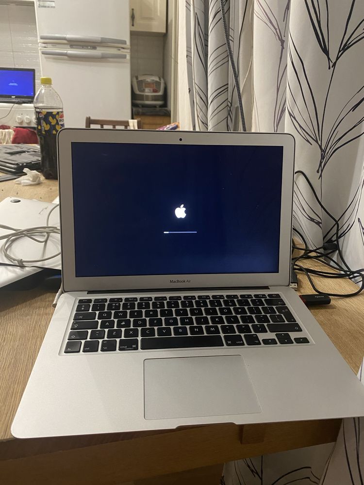 MacBook Air A1369 —ціна договірна
