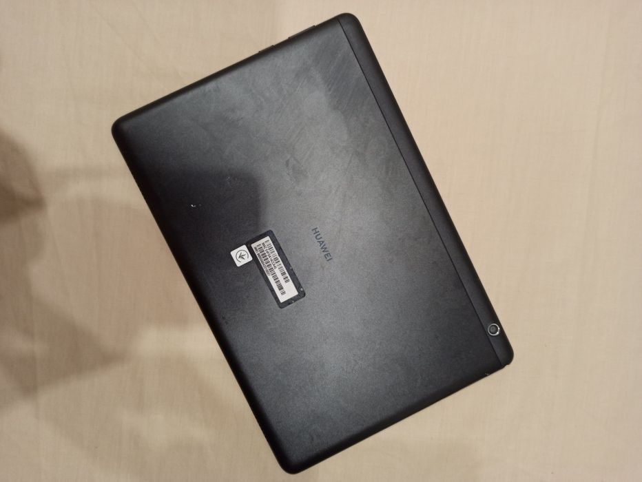 Планшет Huawei Мedia pad T5 10.1" LTE