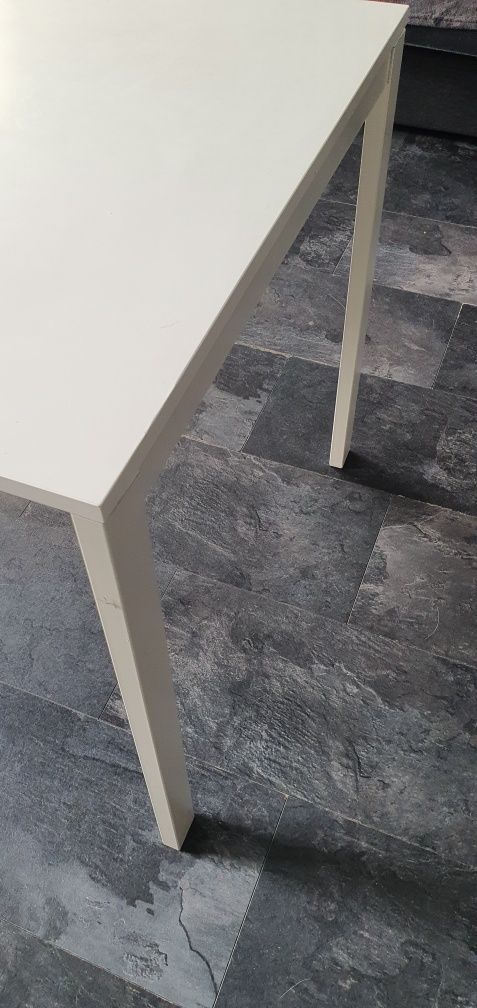 Stół biały Ikea 4 osobowy z krzesłami (rezerwacja do 15.07)