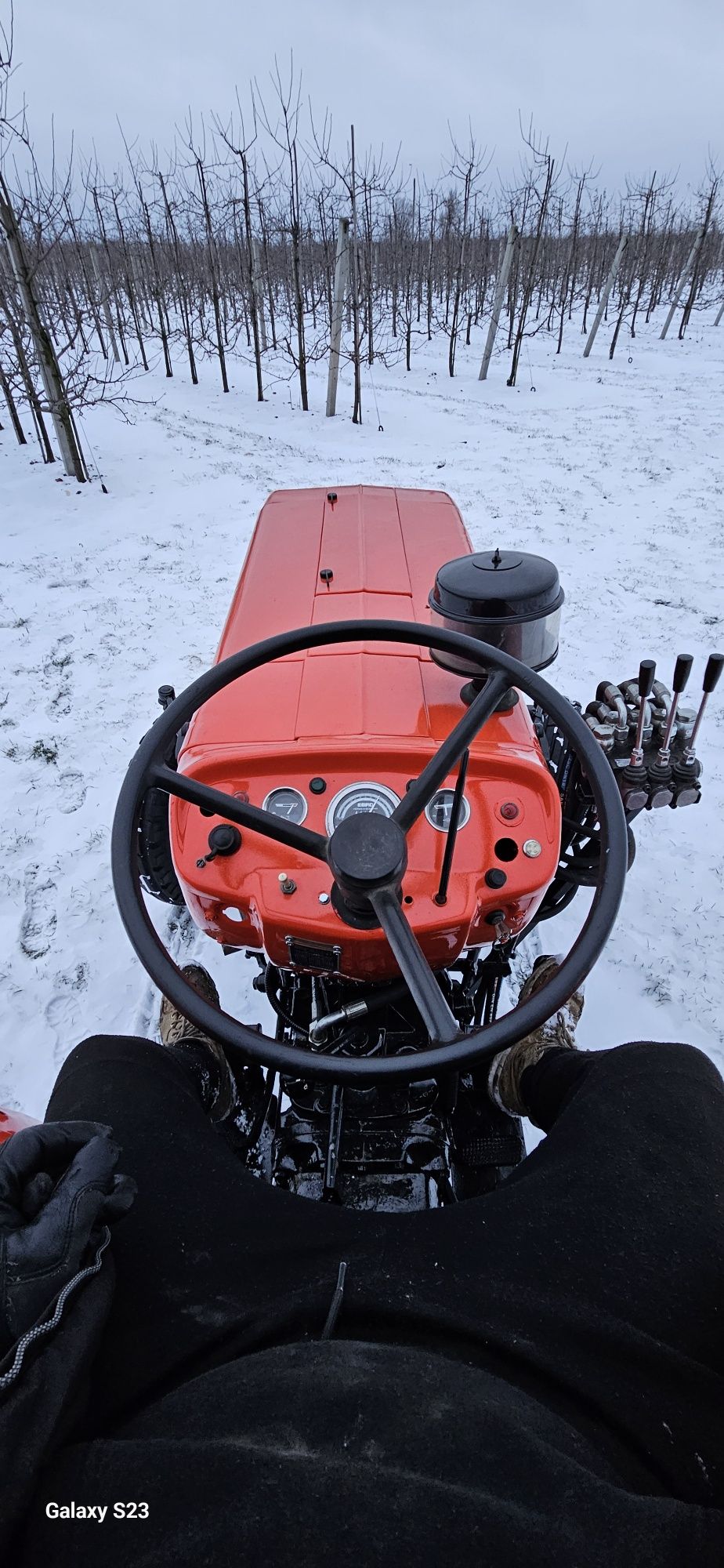 Massey ferguson mf sadownik 147 (nie 135, 145,255,235,2812,3512,3502)