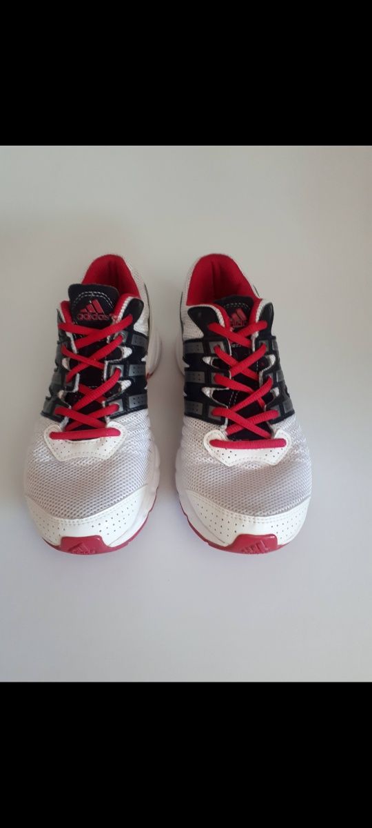 Ténis Corrida Adidas  n° 37,5