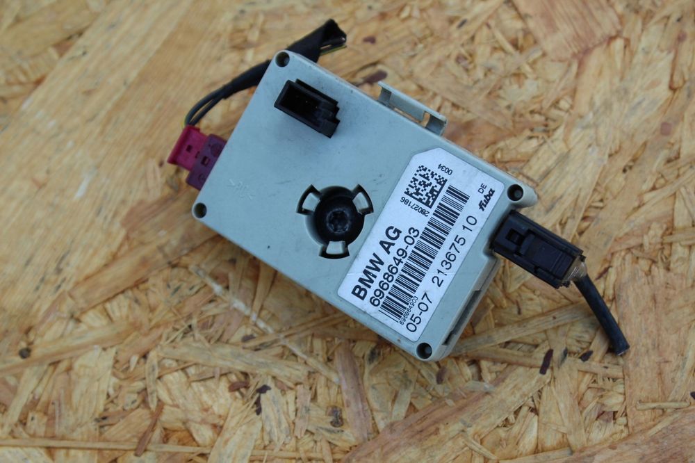 Wzmacniacz antenowy antena BMW 6968649