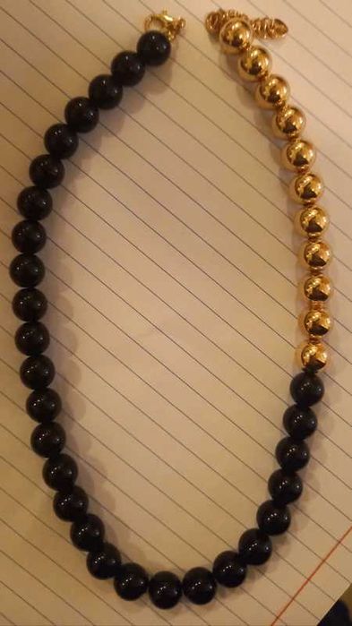 Colar novo da Stradivarius