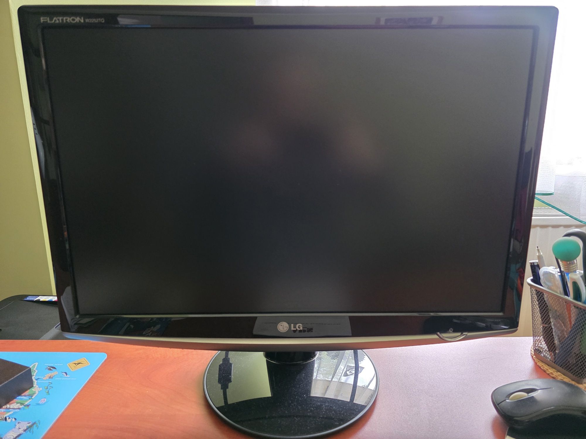 Monitor LG Flatron W2252TQ