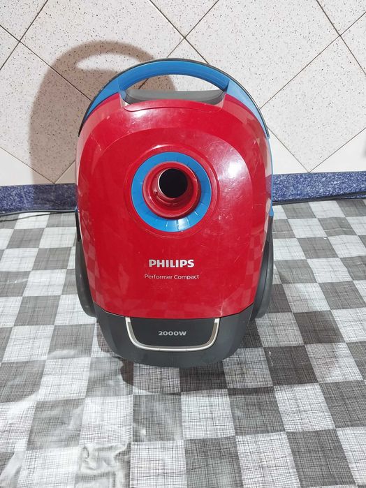 пылесос  PHILIPS 2000W с многоразовым мешком